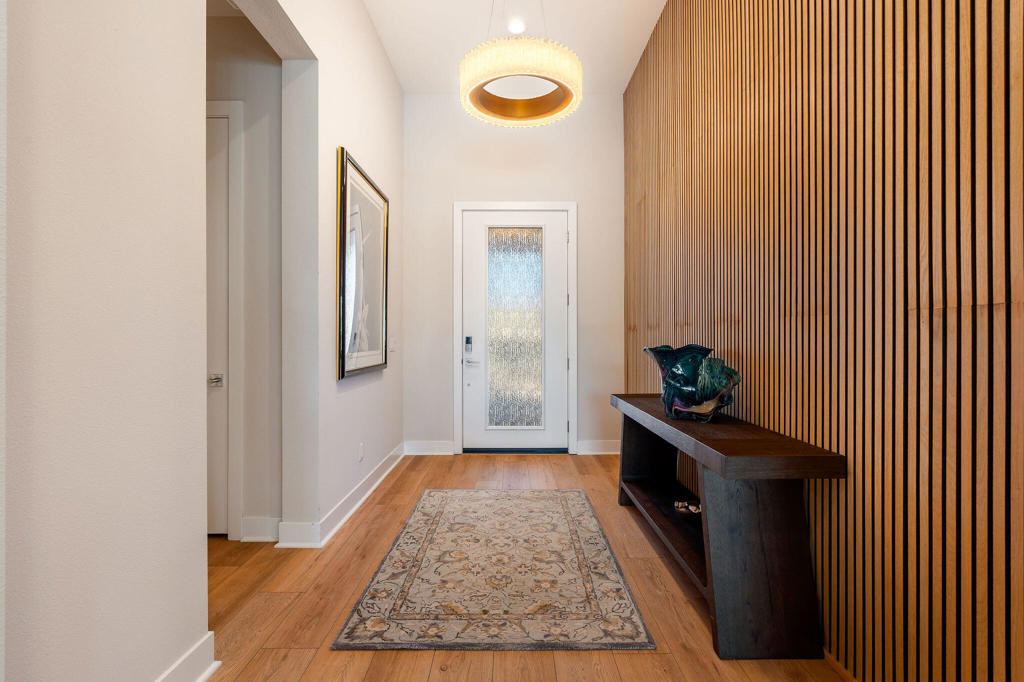 MLS #219136117DA image #3