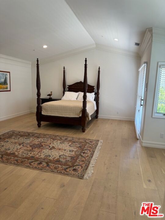 24942 Vista Verenda, Woodland Hills CA: https://media.crmls.org/mediaz/91df5af5-1f2d-4e66-b935-cd84eeab6154.jpg