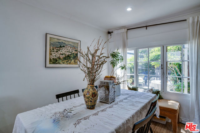 523 S Coronado Street, Los Angeles CA: https://media.crmls.org/mediaz/91dff3e9-e45b-4141-9603-75872d0e0ade.jpg