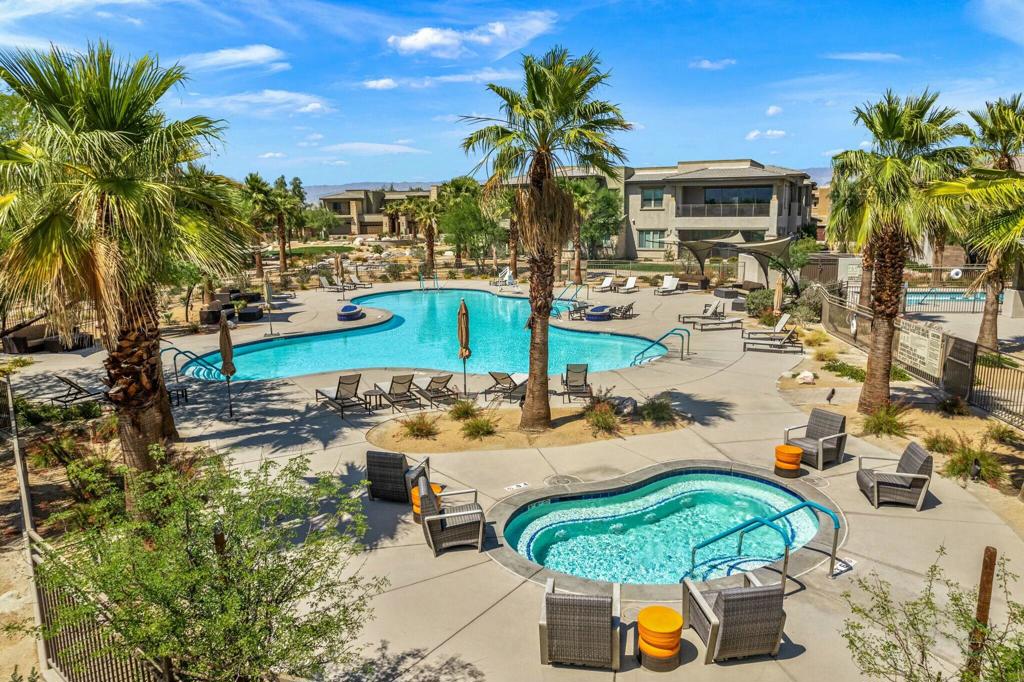 302 Retreat Circle