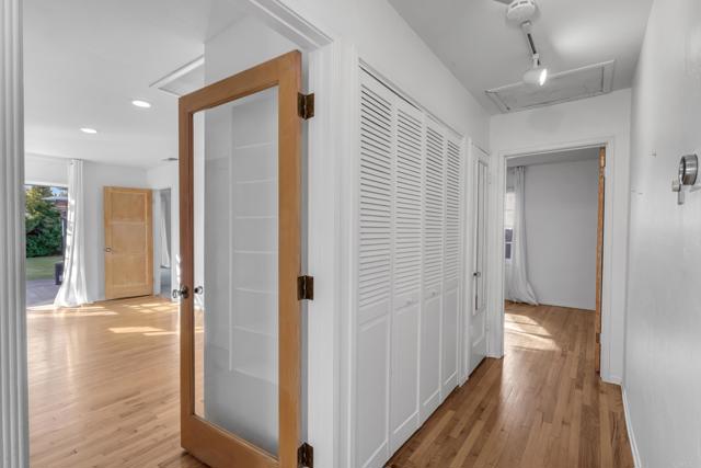 1715 Cedar St, Santa Monica CA: https://media.crmls.org/mediaz/91e1ae7f-ba68-455b-b9ab-252afd71f3aa.jpg