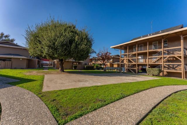 110 Roundtable #8 Drive, San Jose CA: https://media.crmls.org/mediaz/91e371d4-f537-466b-8784-f26f77f8f7e7.jpg