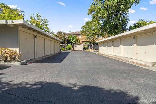 1229 Picasso Drive, Sunnyvale CA: https://media.crmls.org/mediaz/91e3b555-533d-4dc5-bcb5-099952c1576e.jpg