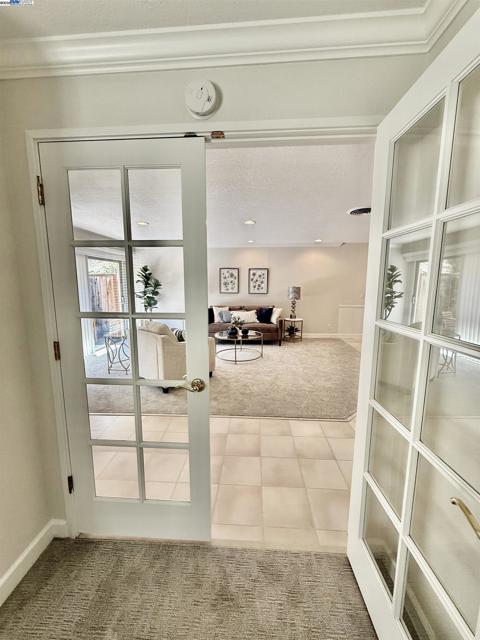 2217 Ptarmigan Dr, Walnut Creek CA: https://media.crmls.org/mediaz/91e3d9b3-2751-41d8-9ced-207069e4ef04.jpg