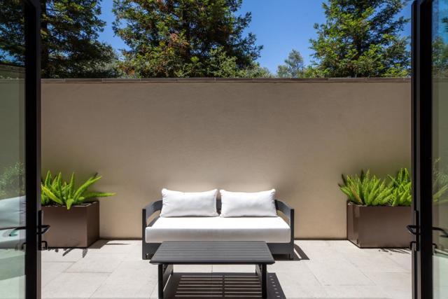 450 First Street, Los Altos CA: https://media.crmls.org/mediaz/91e3fe4b-d15f-4113-b41a-cb46cedbbee9.jpg