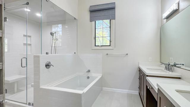 Detail Gallery Image 12 of 37 For 209 San Miguel Rd, Pasadena,  CA 91105 - 4 Beds | 3 Baths
