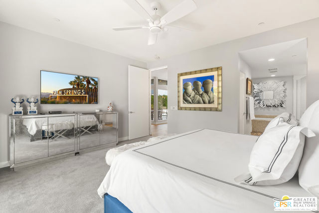 431 Suave Lane, Palm Springs CA: https://media.crmls.org/mediaz/91e67b3c-c1d0-4bb8-82cf-0cd503320a5b.jpg