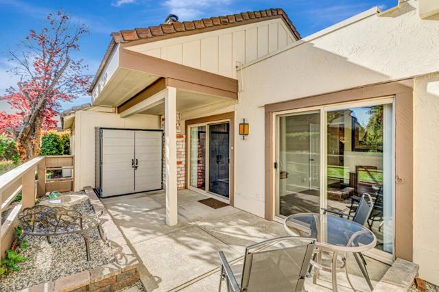 6094 Montgomery Court, San Jose CA: https://media.crmls.org/mediaz/91e69aa6-a5d9-410d-a54d-4c05b7930817.jpg