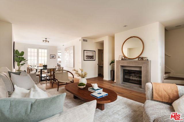 942 14th Street, 3