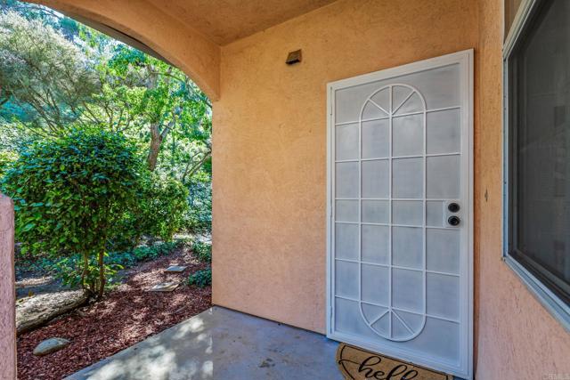 Detail Gallery Image 5 of 41 For 18660 Caminito Cantilena #259,  San Diego,  CA 92128 - 2 Beds | 2/1 Baths