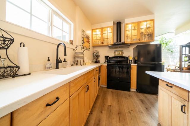 423 Nelson Rd., Scotts Valley CA: https://media.crmls.org/mediaz/91e861f6-4221-49f7-8a0f-d65cf91fbeb6.jpg