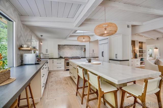 15035 El Camino Real, Del Mar CA: https://media.crmls.org/mediaz/91e8db5e-6a06-4cdd-985a-b800b6b9791e.jpg