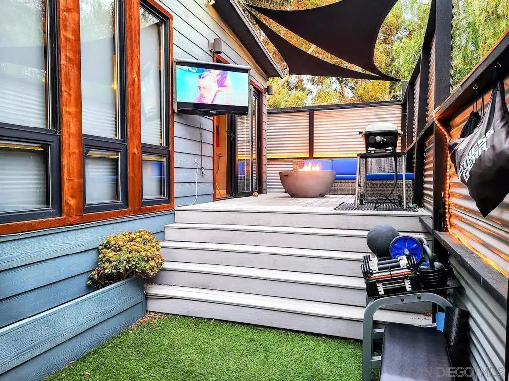 MLS #250024863SD img 13