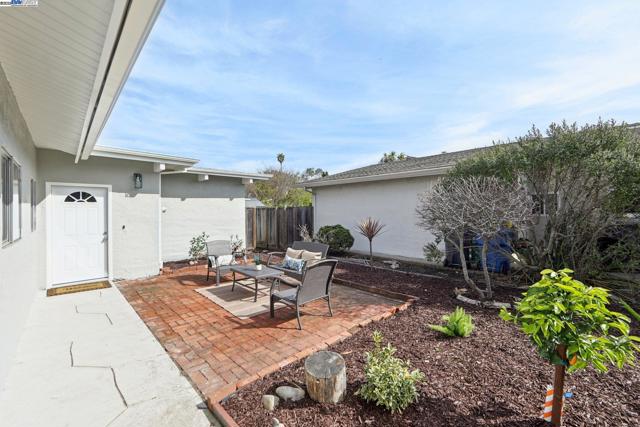 1145 Rosewood Way, Alameda, California 94501, 4 Bedrooms Bedrooms, ,2 BathroomsBathrooms,Single Family Residence,For Sale,Rosewood Way,41085963