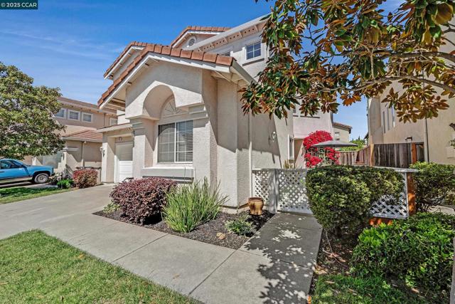 967 Heather Ln, San Lorenzo CA: https://media.crmls.org/mediaz/91e984a4-09b0-4160-949a-eae62bb10080.jpg