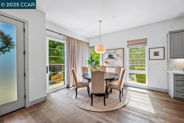 44 Analisa Ln, Walnut Creek CA: https://media.crmls.org/mediaz/91e9e252-a8a8-4d9a-9e3a-b2f40242aff2.jpg