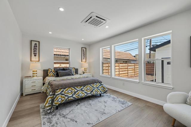 35 Arch Street, Redwood City CA: https://media.crmls.org/mediaz/91eb8d0f-af92-480d-bace-5b5909b0a9f2.jpg