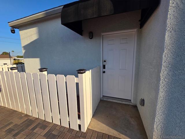 Image 13 of 14 For 2702 Grove St  04