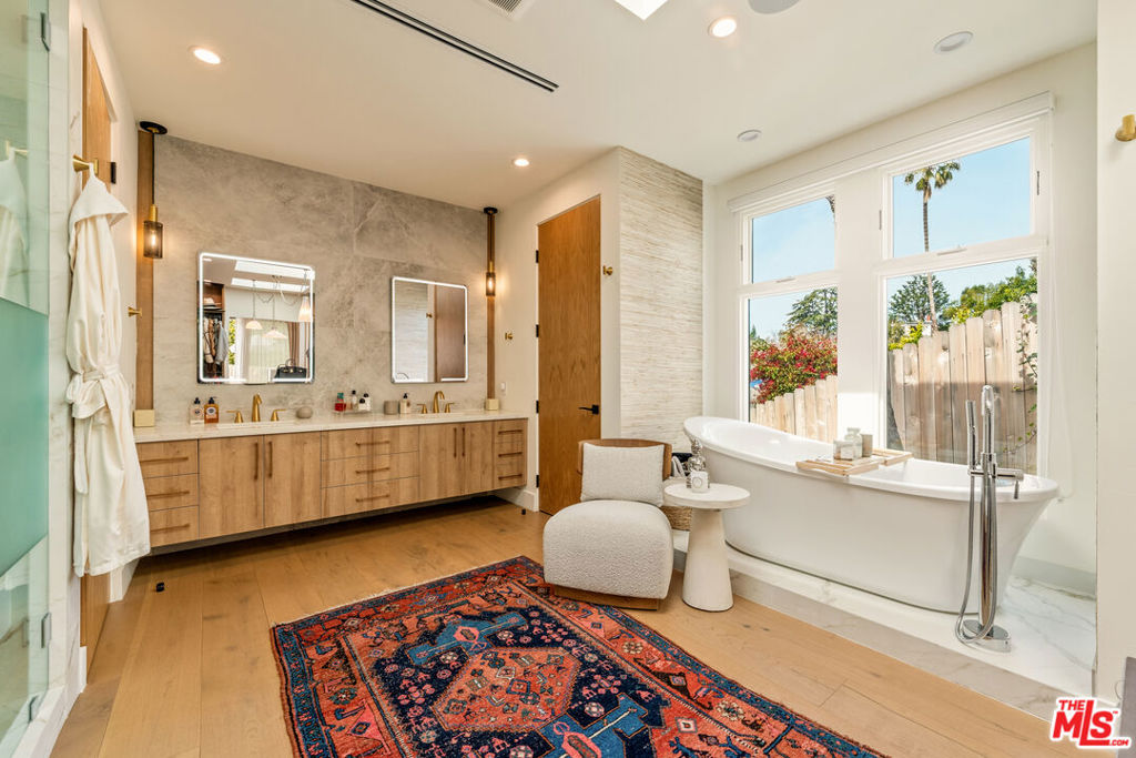 MLS #26669419 image #12