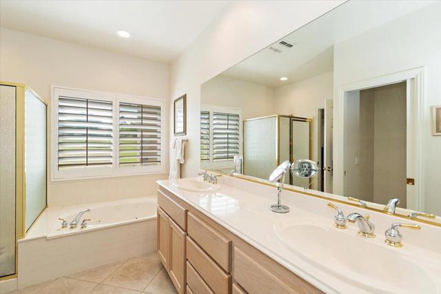 Image 27 of 39 For 45703 Spyglass Hill Street