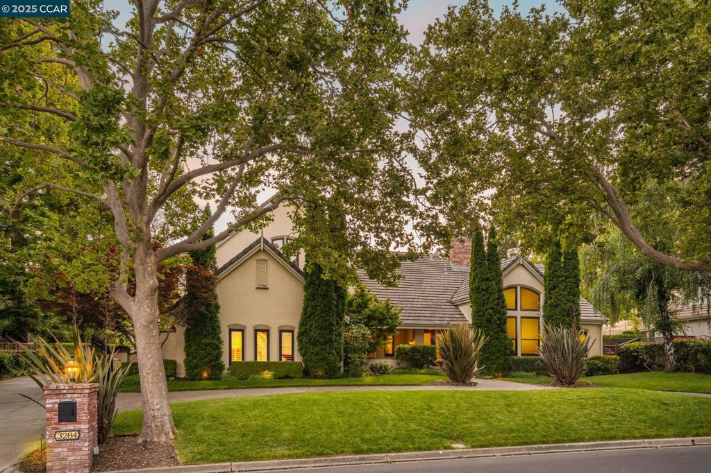 3284 Blackhawk Meadow Dr