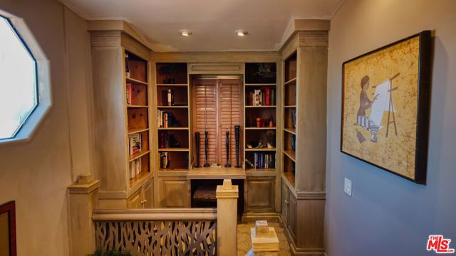 5803 Wooster Avenue, Los Angeles CA: https://media.crmls.org/mediaz/91ef67ae-130a-419e-927f-1ba554b17903.jpg