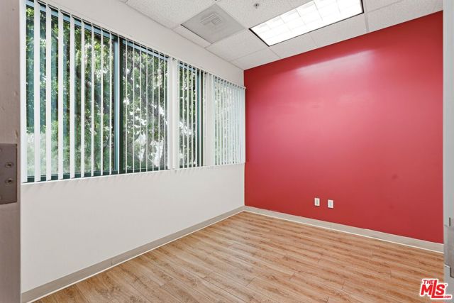  Commercial for Sale in Thousand Oaks, California