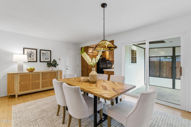 Detail Gallery Image 10 of 29 For 416 W Hillcrest Bld, Monrovia,  CA 91016 - 3 Beds | 2 Baths