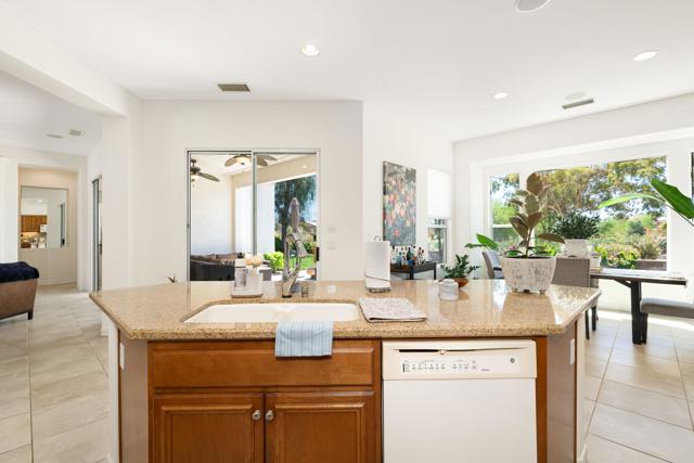 Image 14 of 77 For 81799 Prism Drive