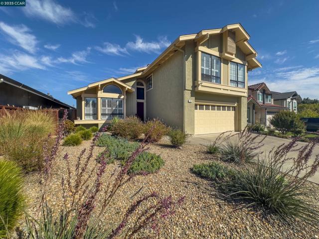 319 Oak Glen Ct, Martinez CA: https://media.crmls.org/mediaz/91f170b0-9264-4cbd-be74-ce765d394bbb.jpg
