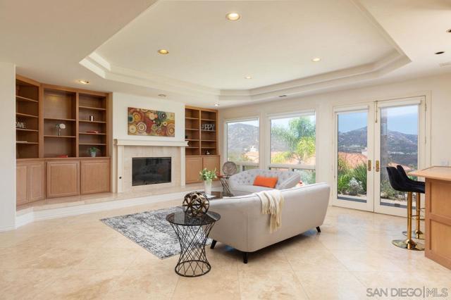 13388 Highlands Ranch Rd, Poway CA: https://media.crmls.org/mediaz/91f2e496-ef1c-4c84-bc89-9368d39a7cb6.jpg
