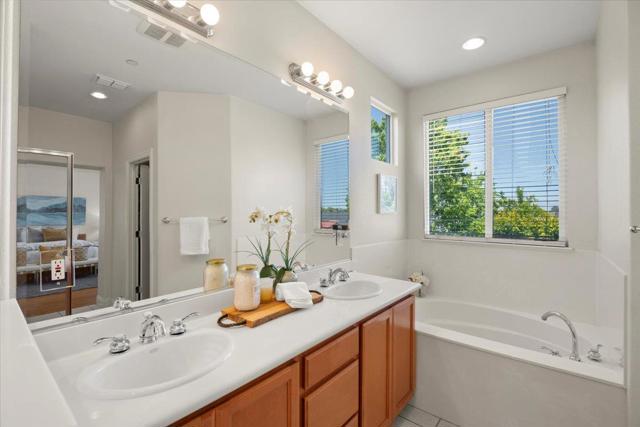 36487 Dijon Drive, Newark CA: https://media.crmls.org/mediaz/91f38e5e-4ed1-4c34-bcfa-4930e90afce4.jpg