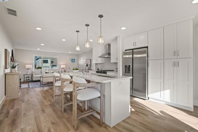 625 3rd Ave, San Bruno CA: https://media.crmls.org/mediaz/91f4c88a-f581-4d8b-9484-f54a522f44c2.jpg