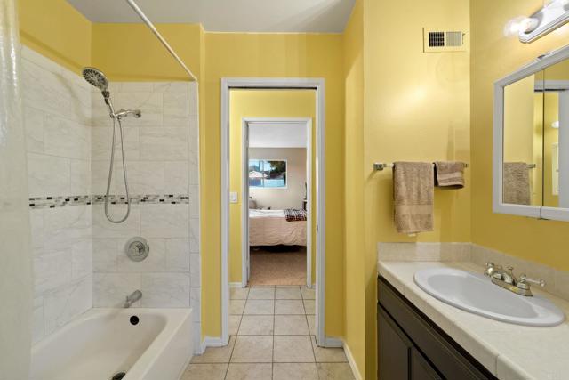 Image 25 of 26 For 3639 Lemona Avenue A