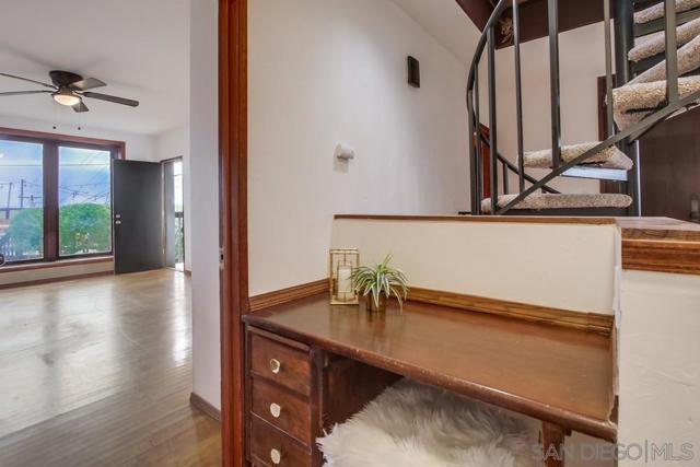 2068 Guizot St, San Diego CA: https://media.crmls.org/mediaz/91f64039-7b77-4050-88f8-48a35431daa3.jpg