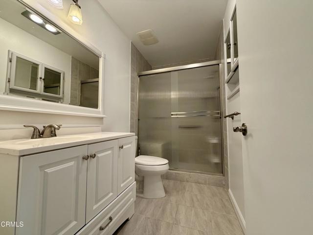 Detail Gallery Image 14 of 16 For 997 Mobil Ave, Camarillo,  CA 93010 - 2 Beds | 2 Baths