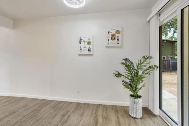 10357 Greenwood Court, Cupertino CA: https://media.crmls.org/mediaz/91f90e96-8e6f-499c-9d95-f92af9e0e1f3.jpg