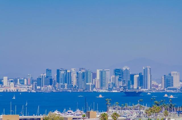 954 Harbor View Dr, San Diego CA: https://media.crmls.org/mediaz/91f94c96-b112-457c-87d1-00c8a472c3d1.jpg