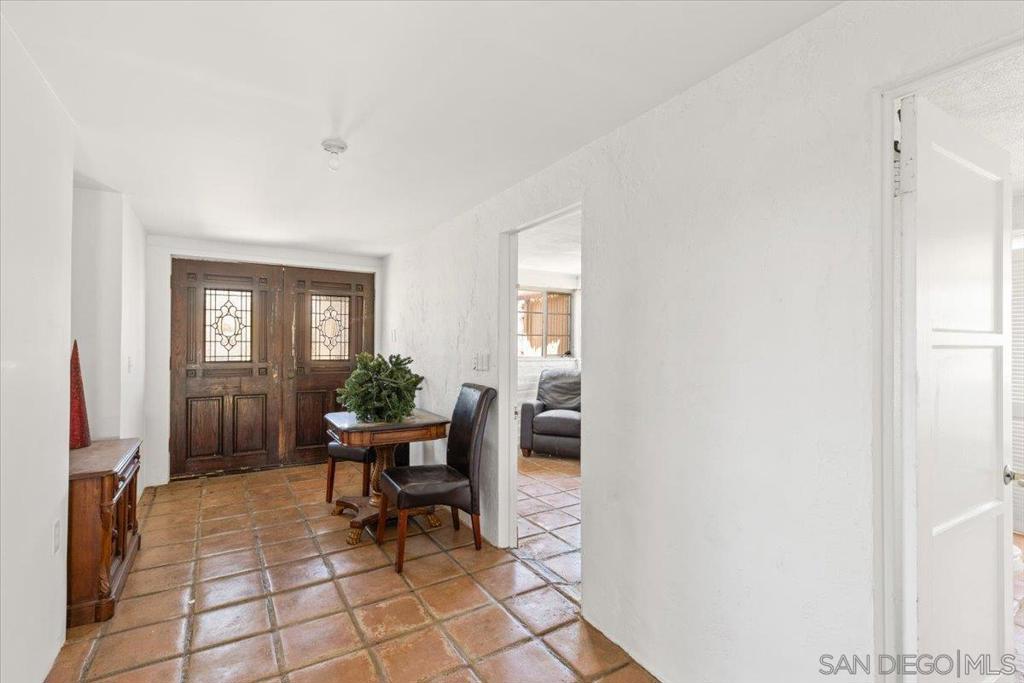 MLS #250034310SD image #14