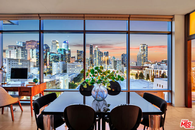 1100 S Hope Street, Los Angeles CA: https://media.crmls.org/mediaz/91fb95fd-d869-4292-b9b0-60cd5ca5c3f2.jpg