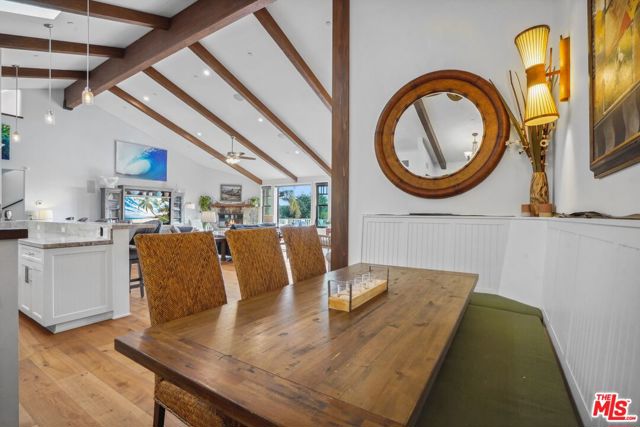 30119 Harvester Road, Malibu CA: https://media.crmls.org/mediaz/91fbd89c-fdfd-4bb1-a73e-ded6043386dc.jpg