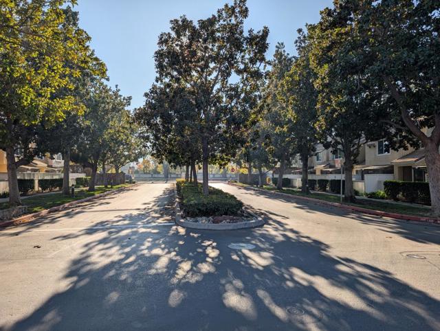 6937 Rodling Drive, San Jose CA: https://media.crmls.org/mediaz/91fcb053-7f9e-4078-a6a3-2a03136d2aec.jpg