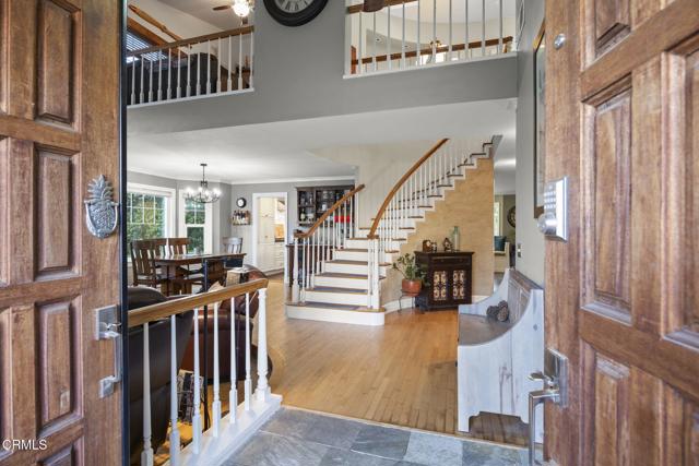 Detail Gallery Image 7 of 66 For 2061 via Montecito, Camarillo,  CA 93012 - 4 Beds | 3 Baths
