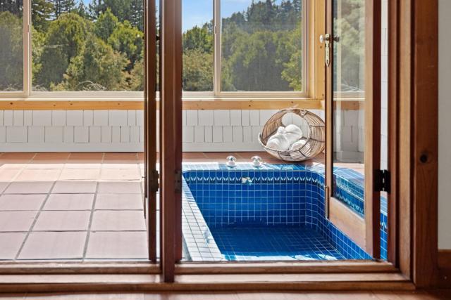 495 Larsen Road, Aptos CA: https://media.crmls.org/mediaz/91fd9497-2891-4a0f-87af-55bf35aec8a7.jpg