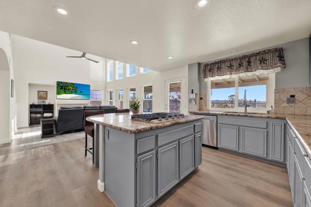 Detail Gallery Image 18 of 67 For 2274 Boulders Ct, Alpine,  CA 91901 - 4 Beds | 3 Baths