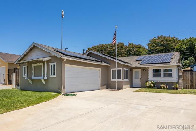 1187 Tangerine St, El Cajon CA: https://media.crmls.org/mediaz/91ff771d-09c5-450e-b1cf-cea01a597a66.jpg