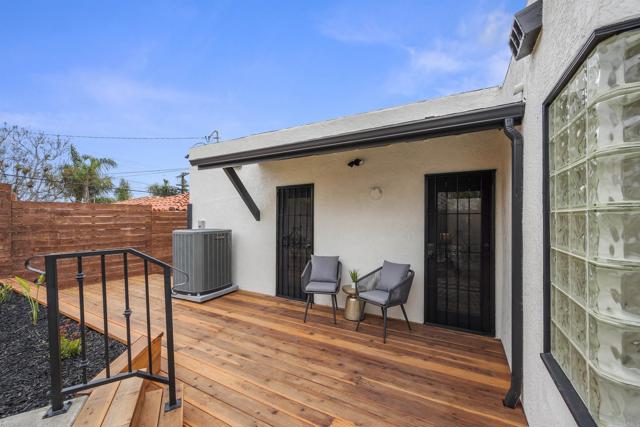 3710 Milan Street, Point Loma CA: https://media.crmls.org/mediaz/9200c643-8a70-4e72-9d75-c18142bd1dc4.jpg