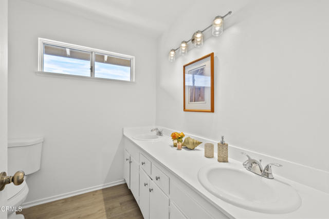 Detail Gallery Image 30 of 46 For 910 Ivywood Dr, Oxnard,  CA 93030 - 5 Beds | 3/1 Baths