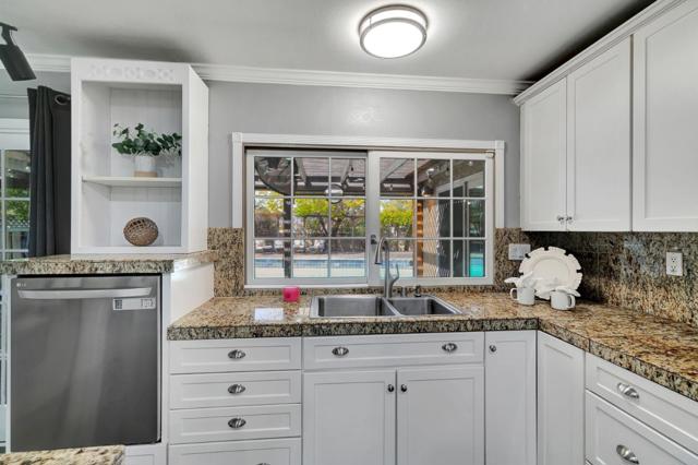 184 Park Sharon Drive, San Jose CA: https://media.crmls.org/mediaz/9202311b-ecb6-4868-8f29-4b1a437fc97d.jpg