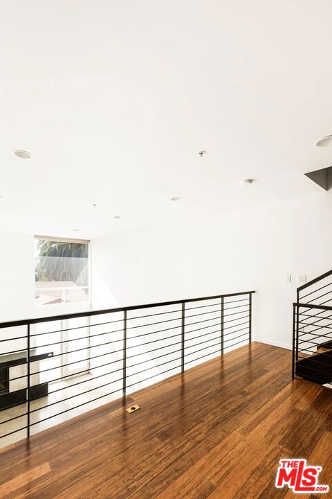 MLS #25486387 img 13